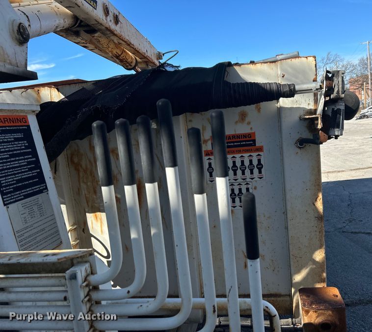 image for item EG0234 2008 International 4400 SBA dump truck