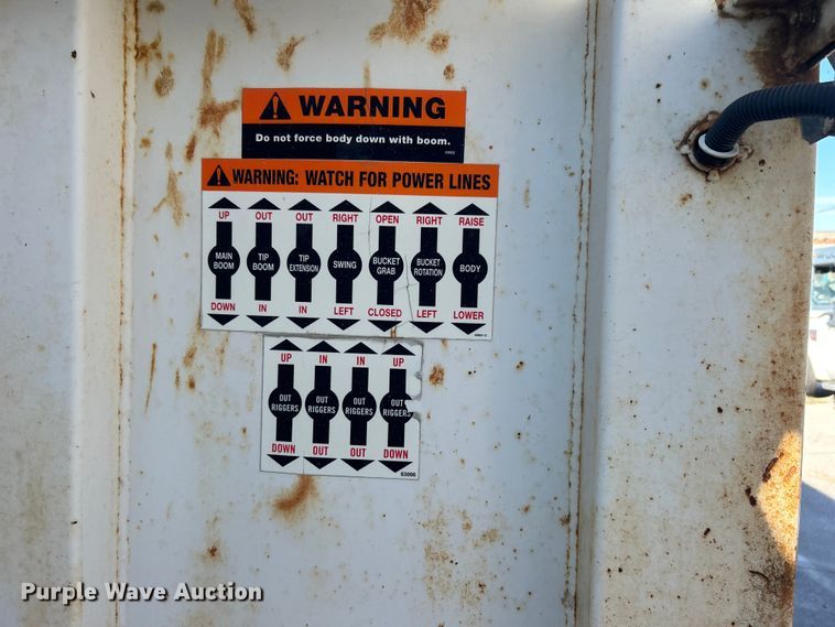 image for item EG0234 2008 International 4400 SBA dump truck