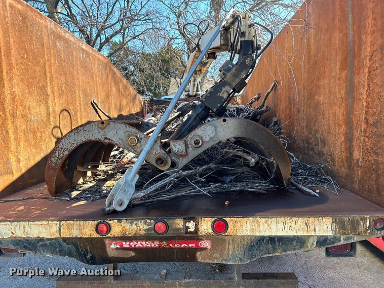 image for item EG0234 2008 International 4400 SBA dump truck