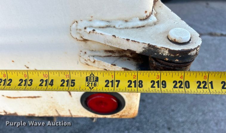 image for item EG0234 2008 International 4400 SBA dump truck