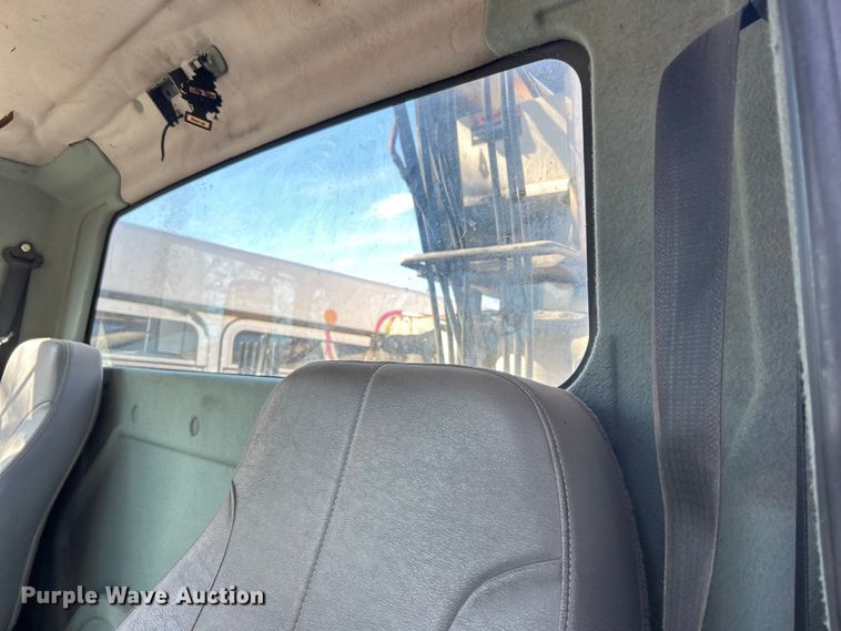 image for item EG0234 2008 International 4400 SBA dump truck