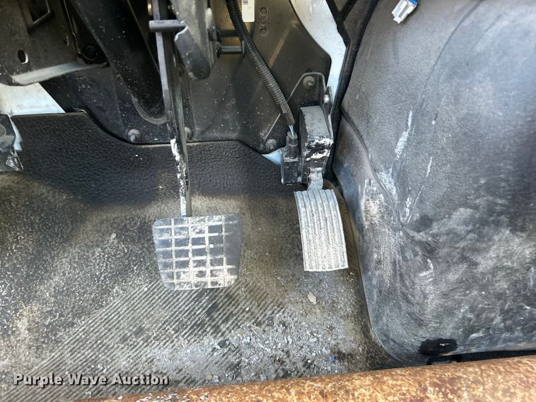 image for item EG0234 2008 International 4400 SBA dump truck