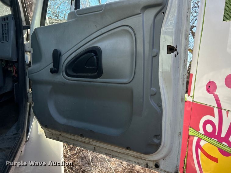 image for item EG0234 2008 International 4400 SBA dump truck