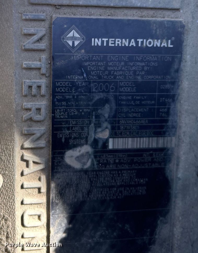 image for item EG0234 2008 International 4400 SBA dump truck