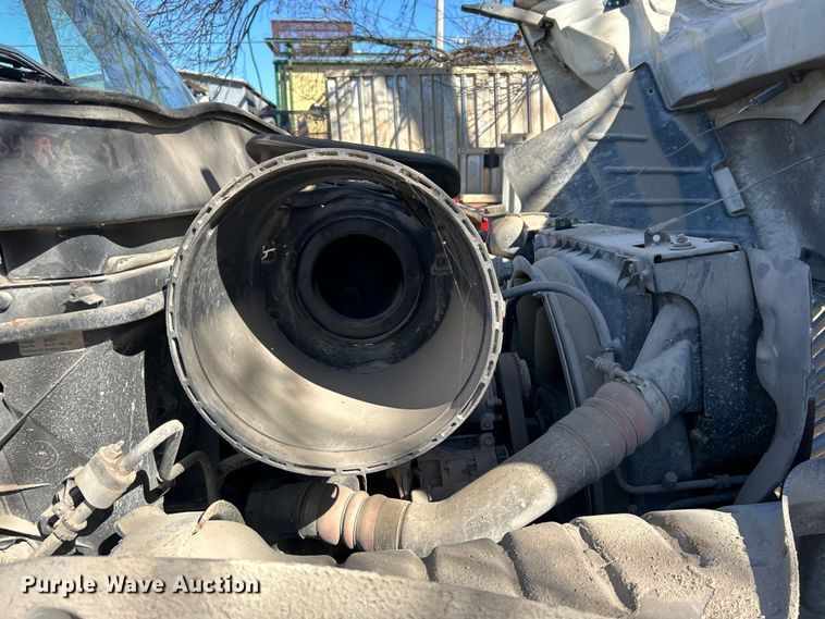 image for item EG0234 2008 International 4400 SBA dump truck