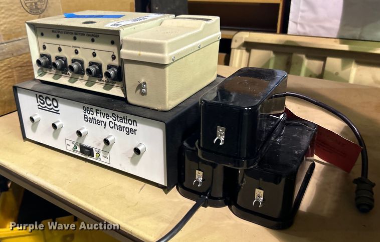 image for item EG0259 ISCO 965 Five-Station battery charger