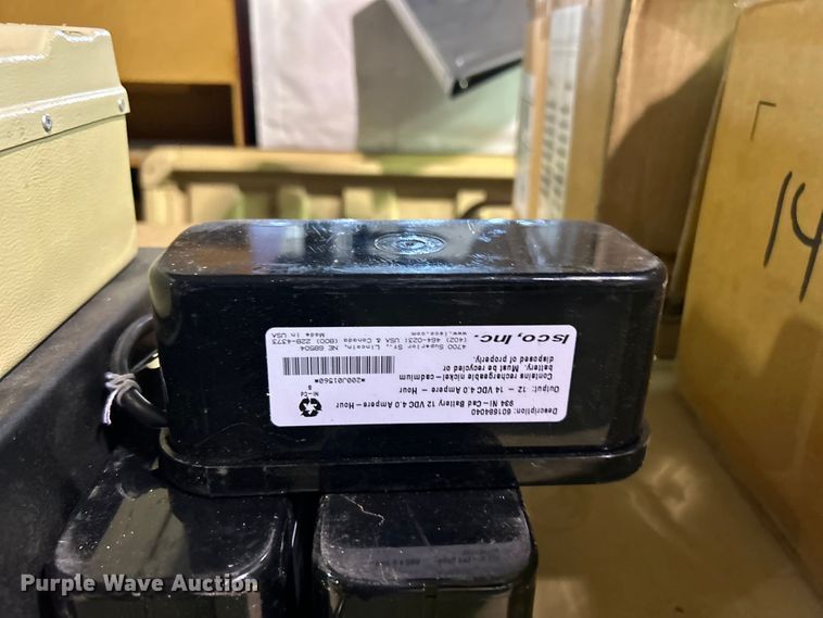 image for item EG0259 ISCO 965 Five-Station battery charger