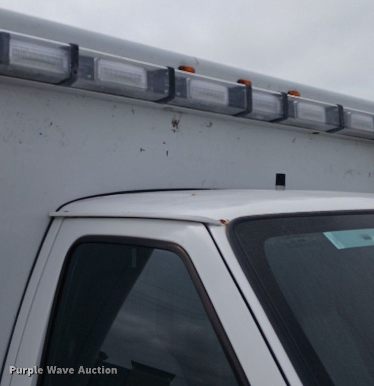 image for item EH3843 2009 Ford E450 ambulance