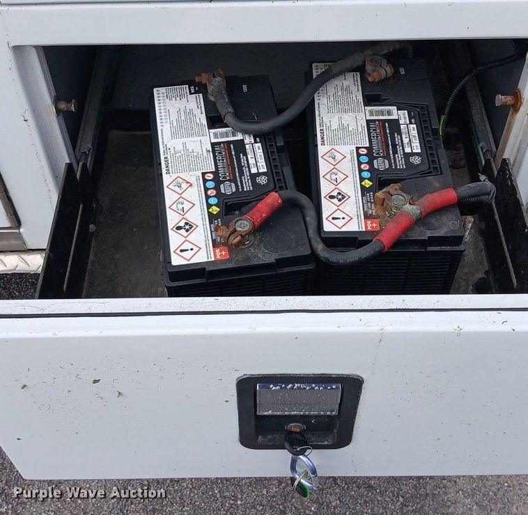 image for item EH3843 2009 Ford E450 ambulance