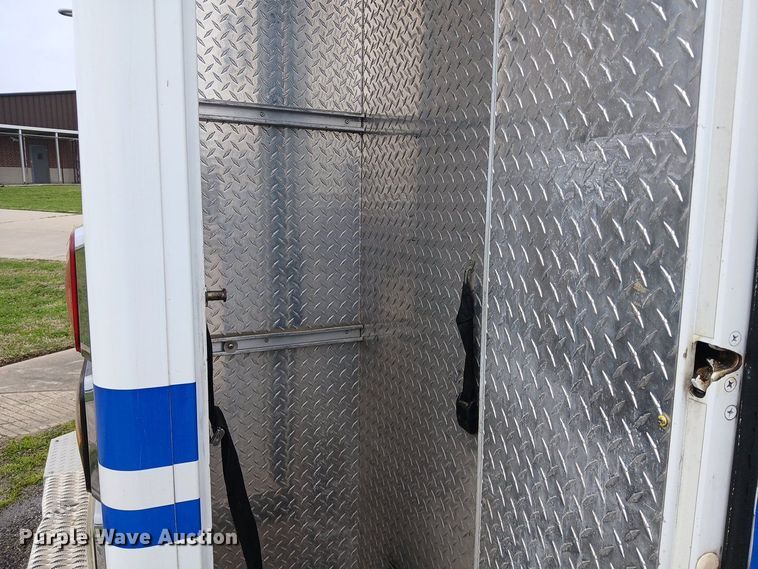 image for item EH3843 2009 Ford E450 ambulance