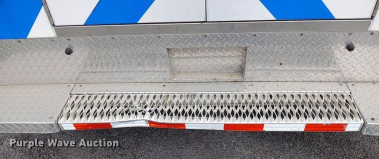 image for item EH3843 2009 Ford E450 ambulance