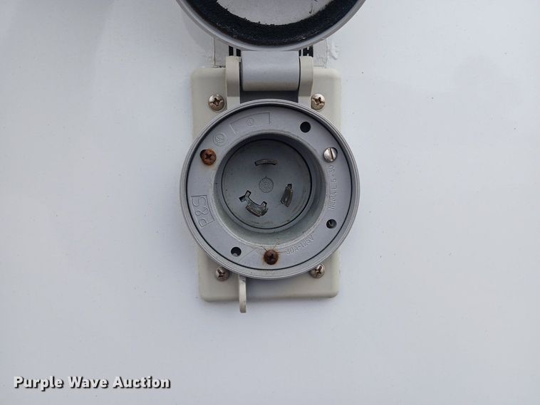 image for item EH3843 2009 Ford E450 ambulance