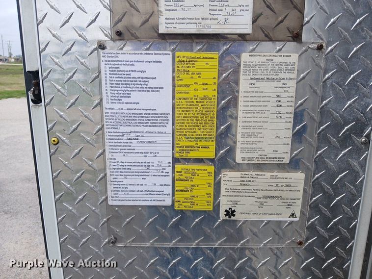 image for item EH3843 2009 Ford E450 ambulance