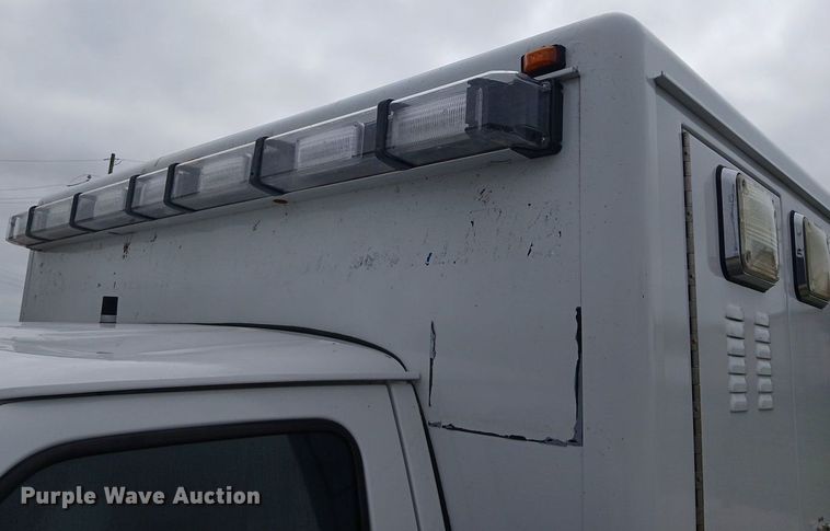 image for item EH3843 2009 Ford E450 ambulance