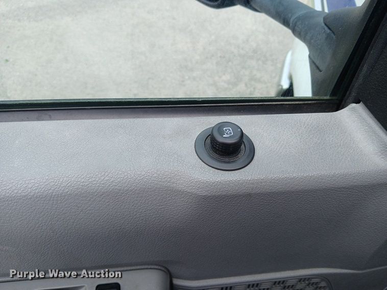 image for item EH3843 2009 Ford E450 ambulance