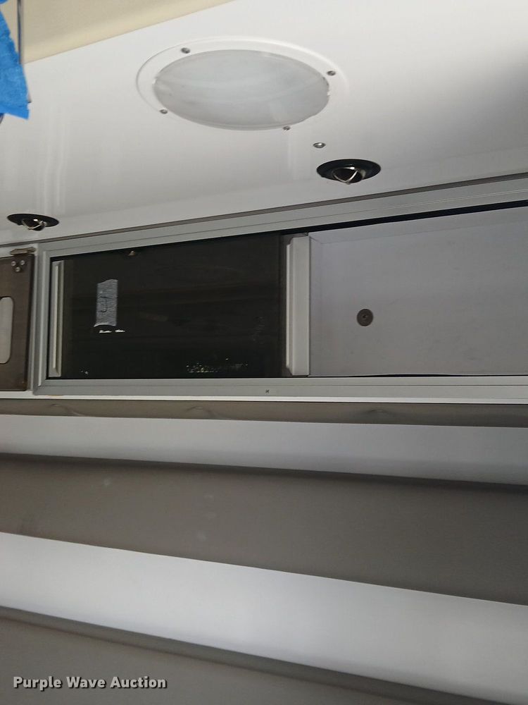 image for item EH3843 2009 Ford E450 ambulance