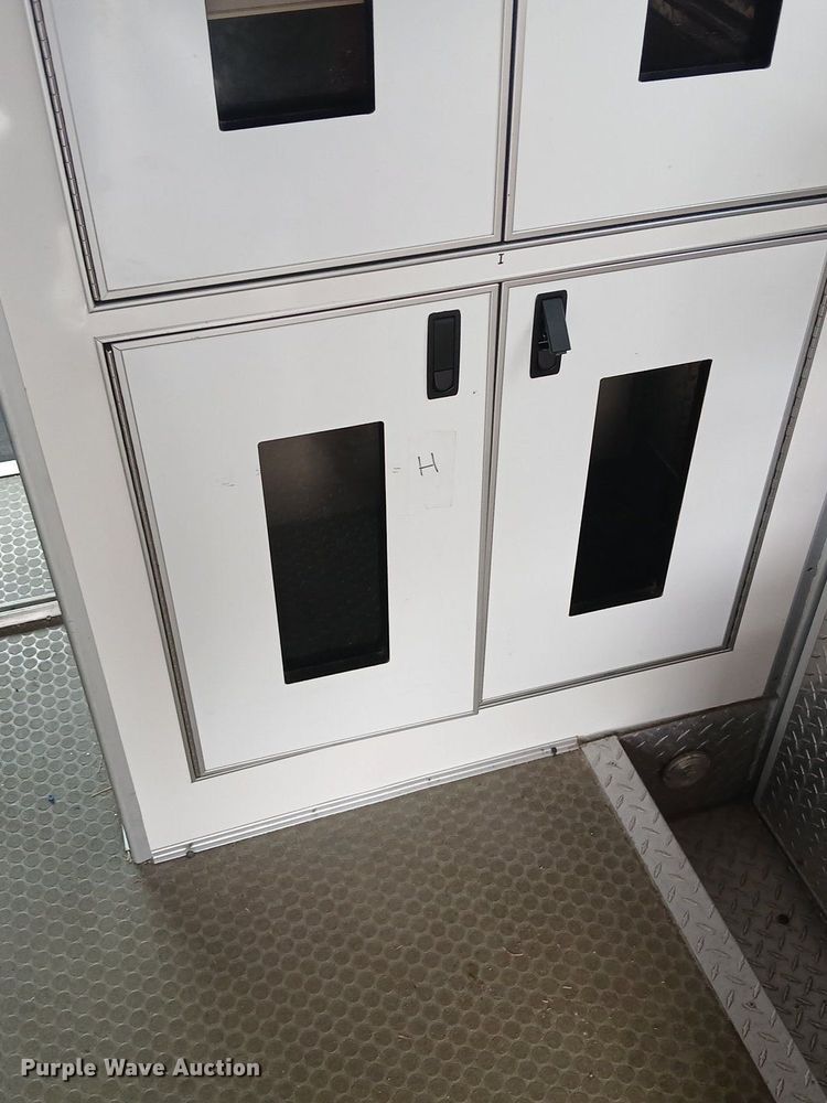 image for item EH3843 2009 Ford E450 ambulance