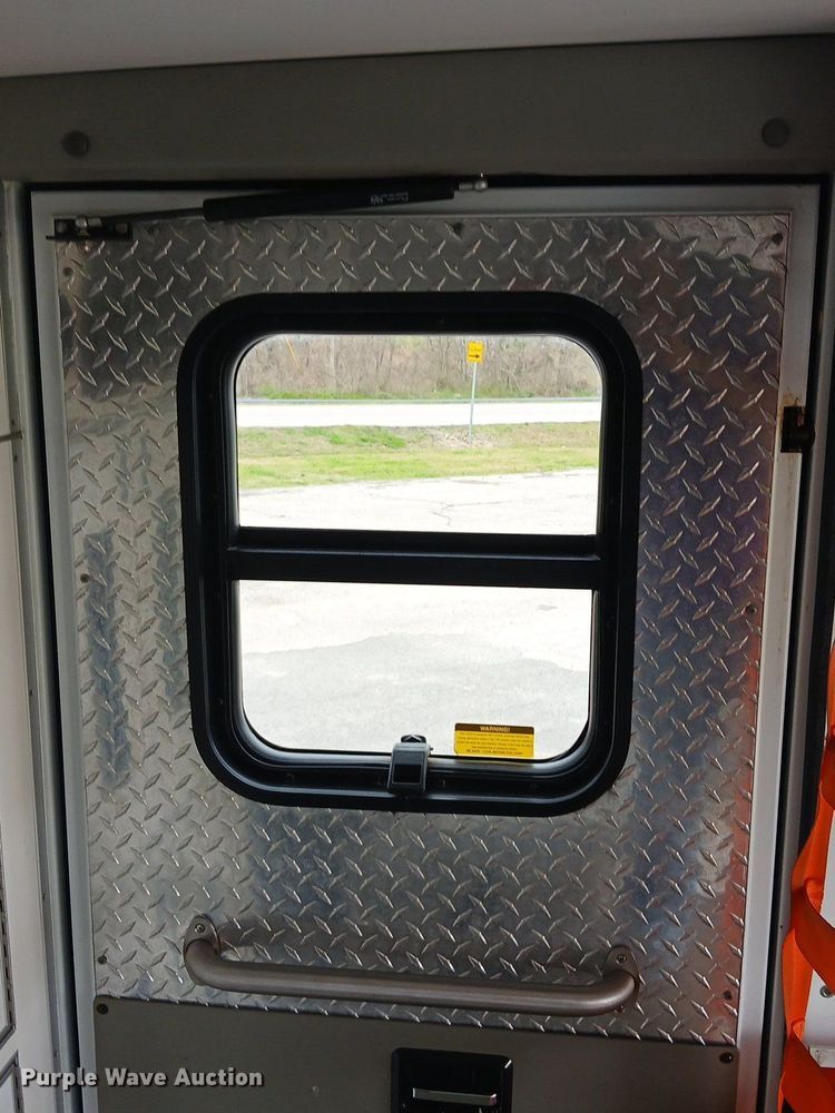 image for item EH3843 2009 Ford E450 ambulance