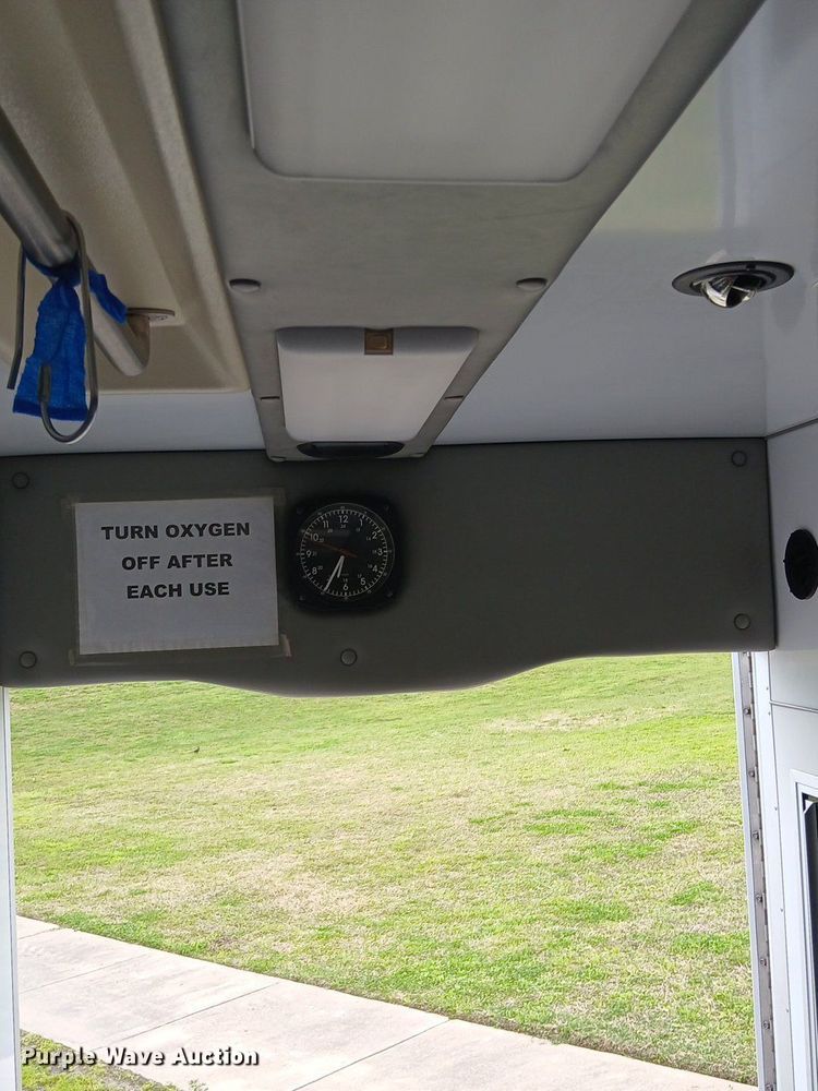 image for item EH3843 2009 Ford E450 ambulance