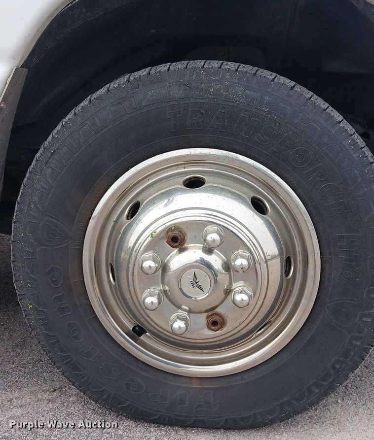 image for item EH3843 2009 Ford E450 ambulance