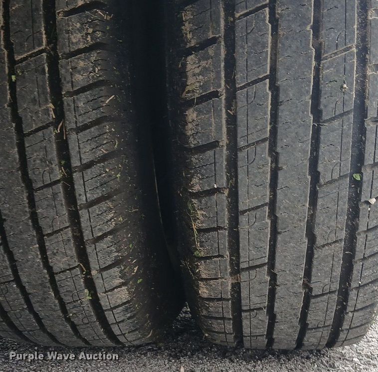 image for item EH3843 2009 Ford E450 ambulance