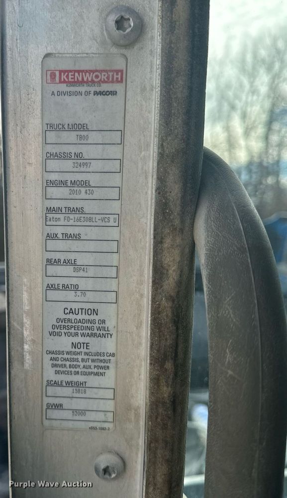 image for item EH6508 2012 Kenworth T800 semi truck