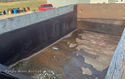 image for item EI0618 1980 Mack  dump truck