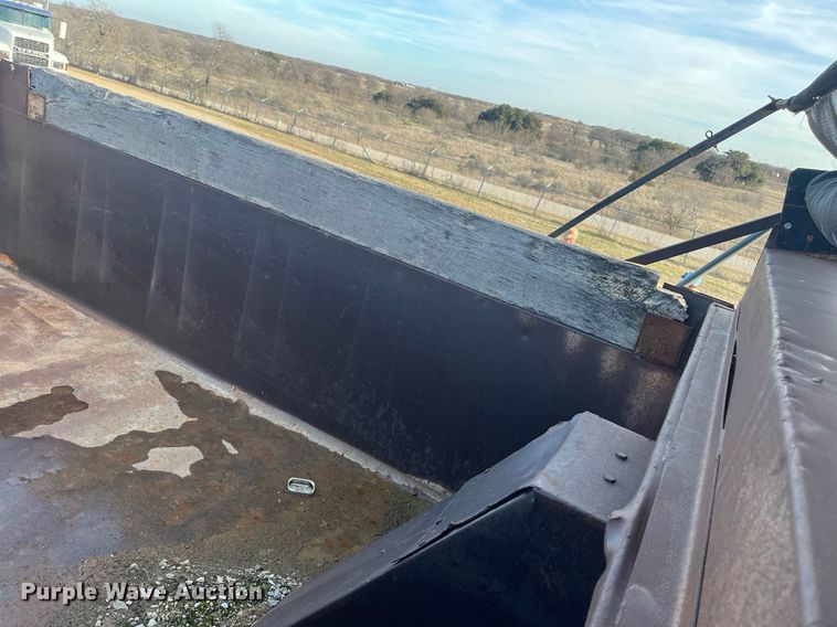 image for item EI0618 1980 Mack  dump truck