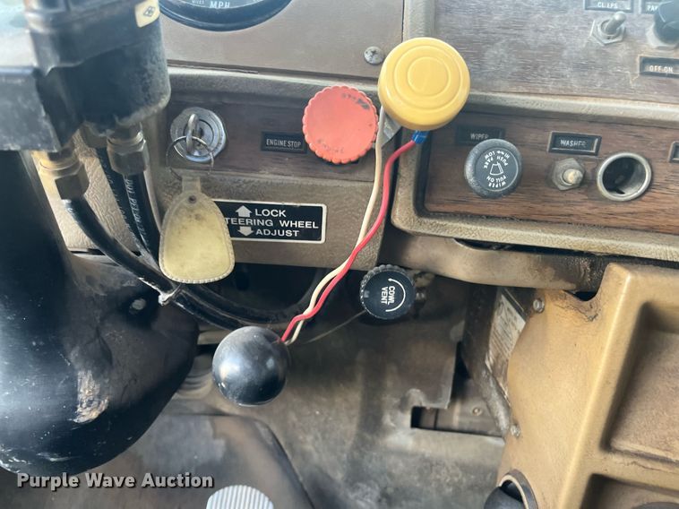 image for item EI0618 1980 Mack  dump truck