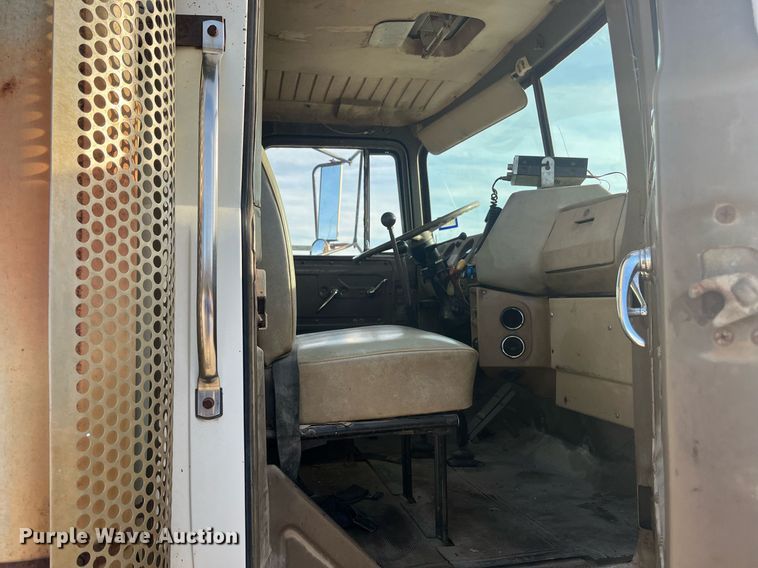 image for item EI0618 1980 Mack  dump truck