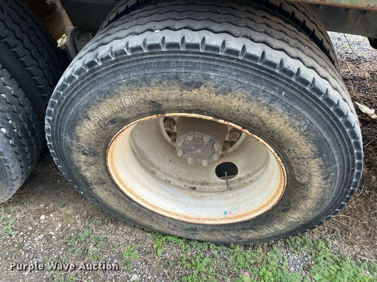 image for item EI0618 1980 Mack  dump truck