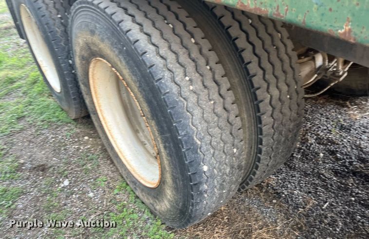 image for item EI0618 1980 Mack  dump truck