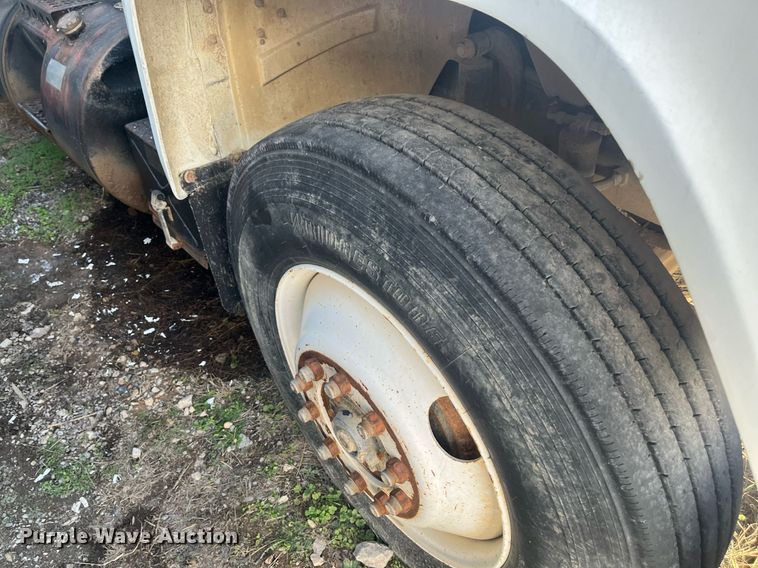 image for item EI0618 1980 Mack  dump truck