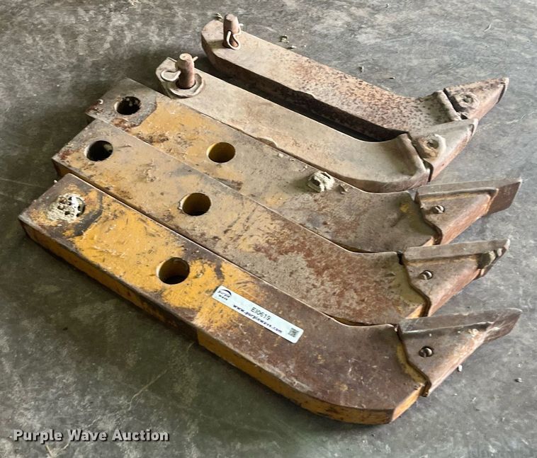 image for item EI0619 (5) ripper shanks