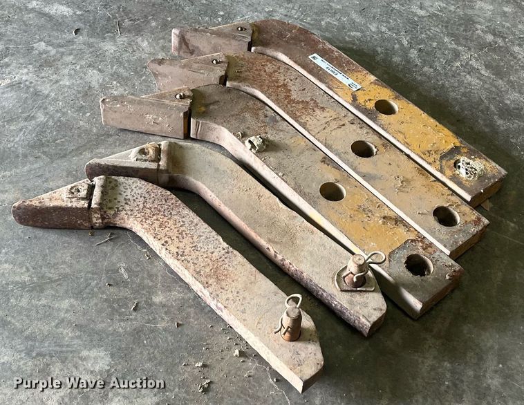 image for item EI0619 (5) ripper shanks