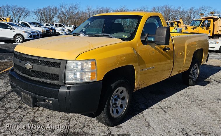 image for item EJ5872 2007 Chevrolet Silverado 1500 pickup truck