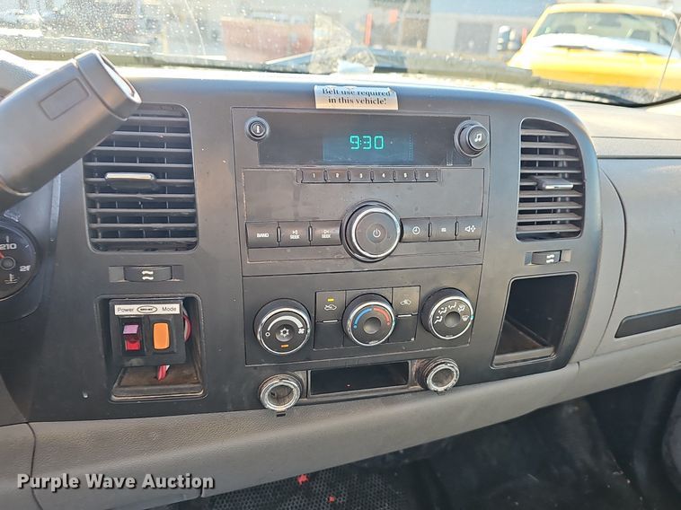 image for item EJ5872 2007 Chevrolet Silverado 1500 pickup truck