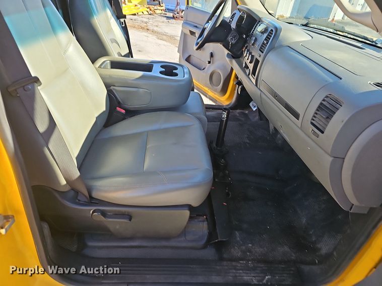 image for item EJ5872 2007 Chevrolet Silverado 1500 pickup truck