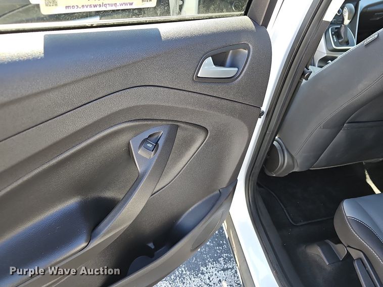 image for item EJ5874 2013 Ford Escape SE SUV