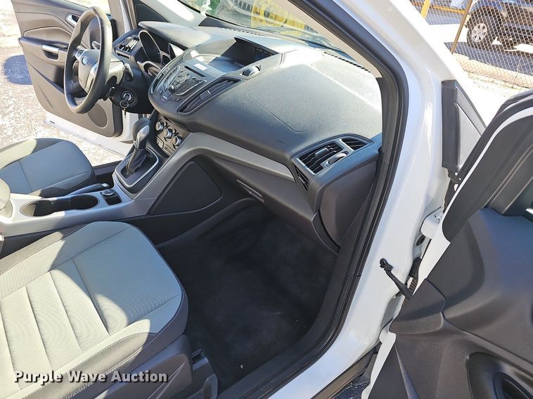 image for item EJ5874 2013 Ford Escape SE SUV