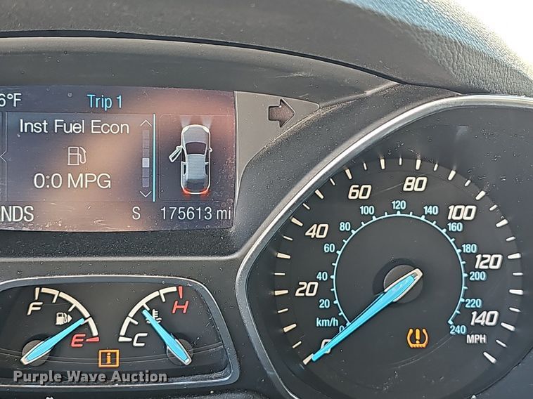 image for item EJ5875 2013 Ford Escape SE SUV