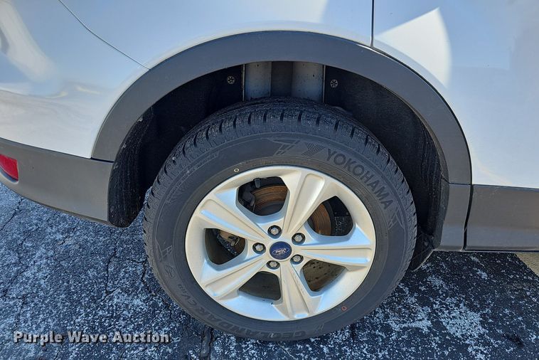 image for item EJ5875 2013 Ford Escape SE SUV