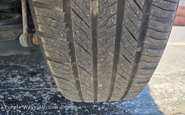 image for item EJ5875 2013 Ford Escape SE SUV