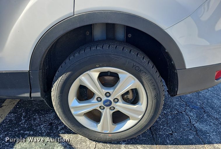 image for item EJ5875 2013 Ford Escape SE SUV