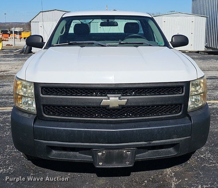 image for item EJ5876 2008 Chevrolet Silverado 1500 pickup truck