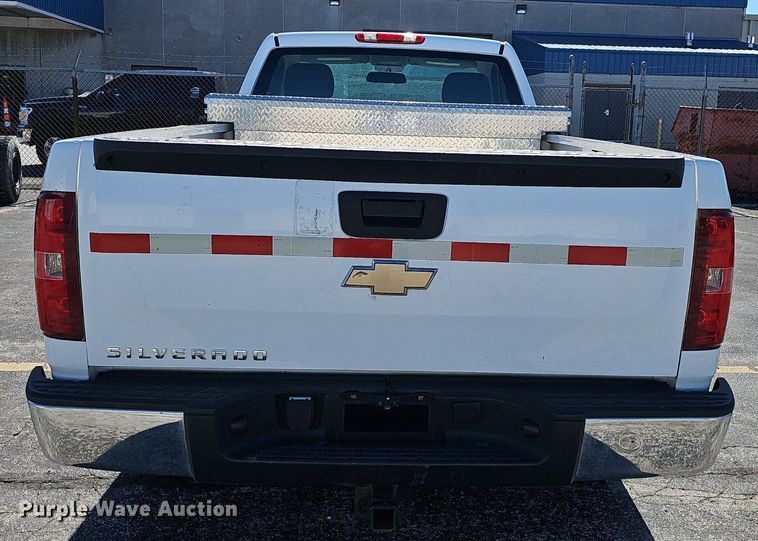 image for item EJ5876 2008 Chevrolet Silverado 1500 pickup truck