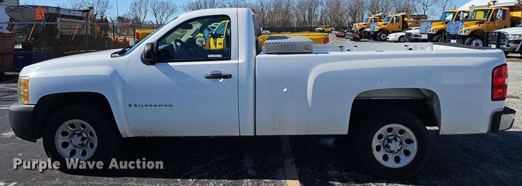 image for item EJ5876 2008 Chevrolet Silverado 1500 pickup truck