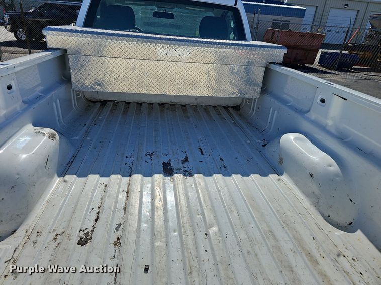 image for item EJ5876 2008 Chevrolet Silverado 1500 pickup truck