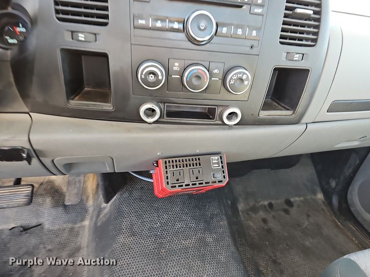 image for item EJ5876 2008 Chevrolet Silverado 1500 pickup truck