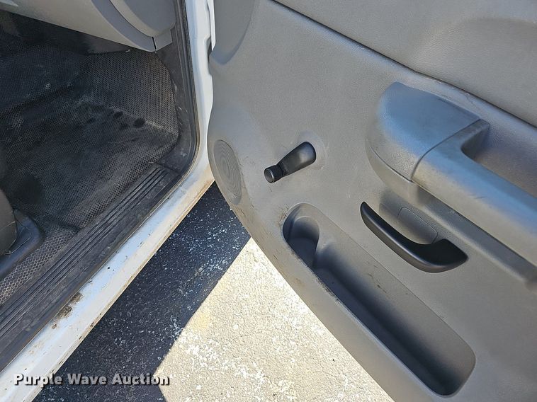 image for item EJ5876 2008 Chevrolet Silverado 1500 pickup truck